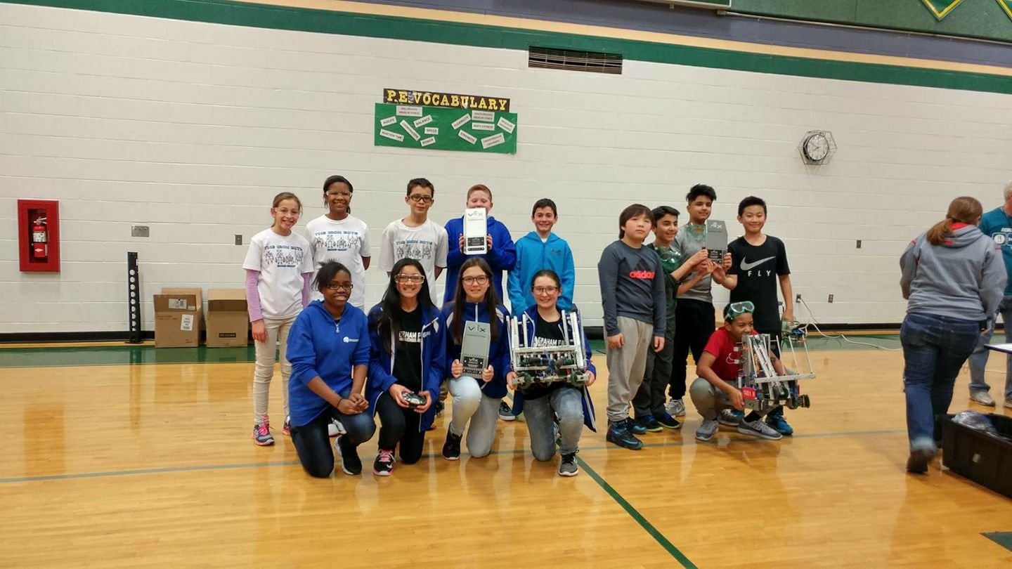 Graham Park Middle School VRC team receiving the Teamwork Champion Award for Highest Scoring Finals Match